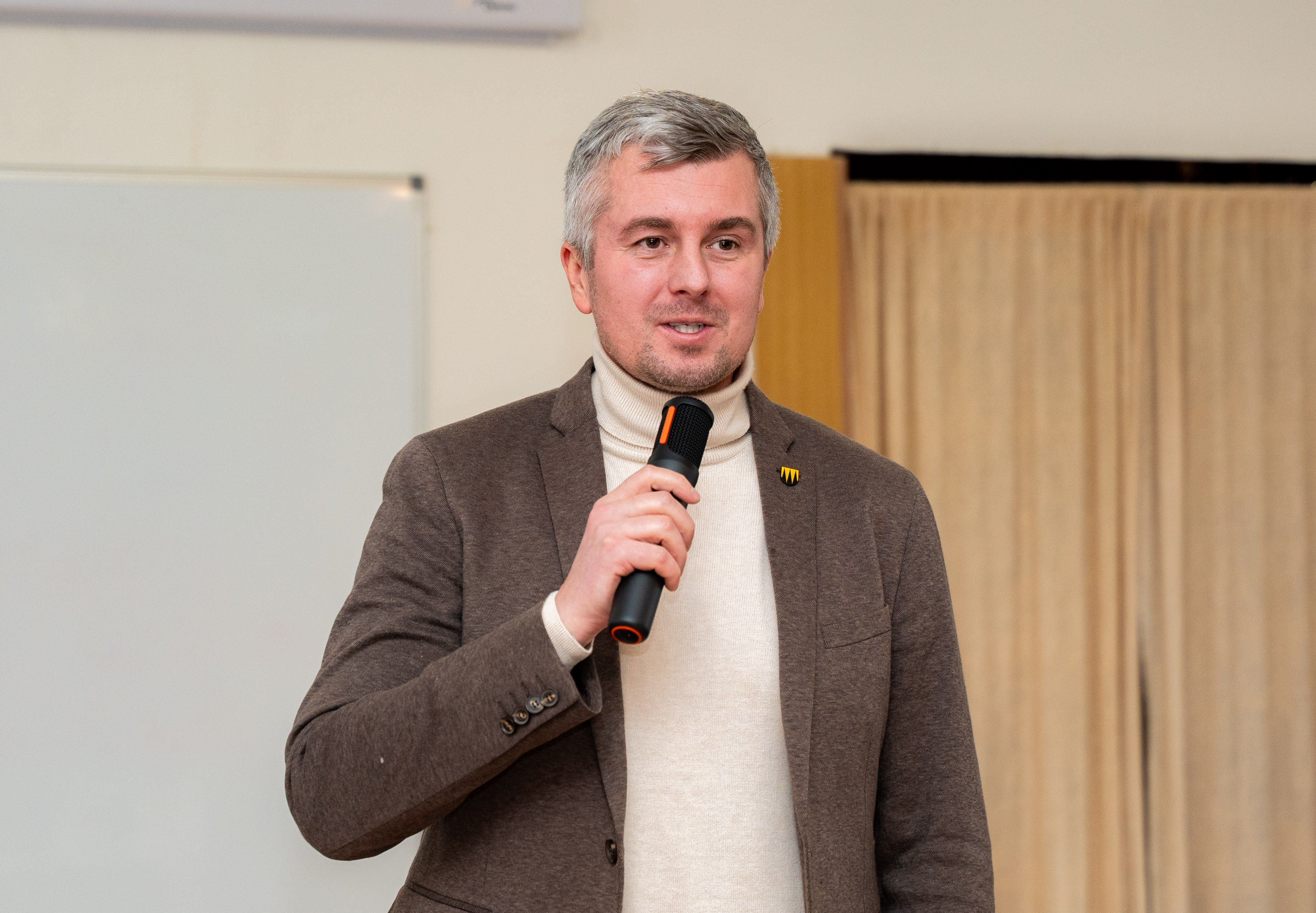 Seniorsky klub mestskej casti Kosice-Dargovskych hrdinov-15